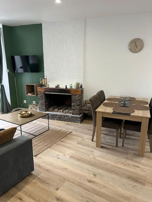 Ferienwohnung Le Chaleureux Luchonnais Bagnères-de-Luchon Exterior foto
