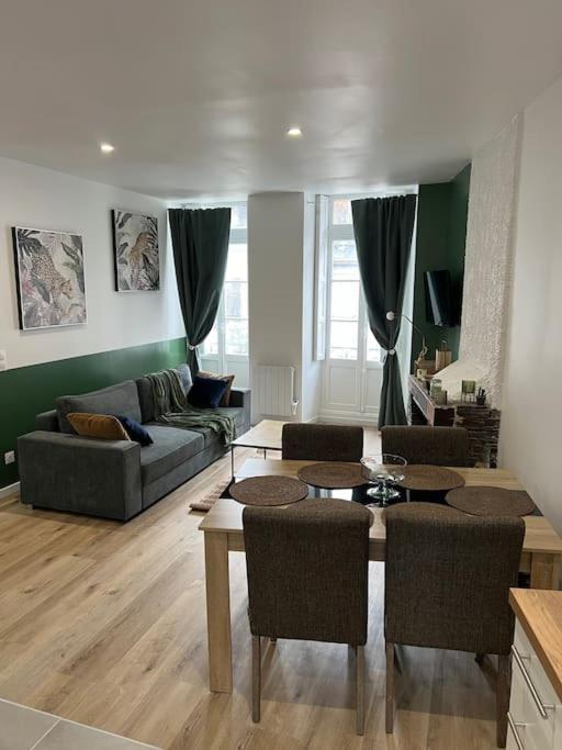 Ferienwohnung Le Chaleureux Luchonnais Bagnères-de-Luchon Exterior foto