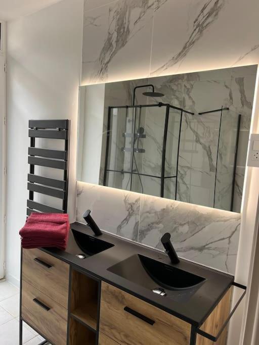 Ferienwohnung Le Chaleureux Luchonnais Bagnères-de-Luchon Exterior foto